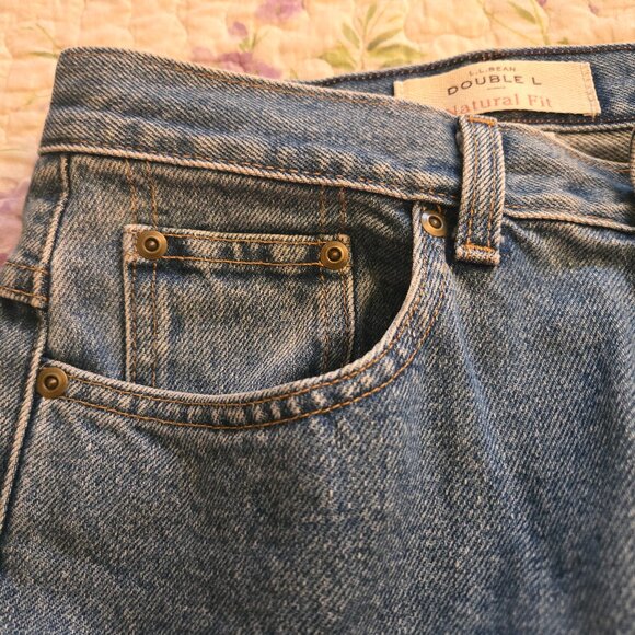 LL Bean Blue Jeans Size 6 - EUC - Picture 6 of 8